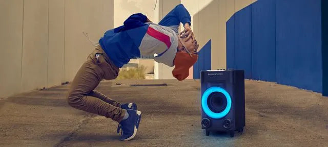 Fiesta donde quieras. Nuevo altavoz trolley karaoke con micrófono