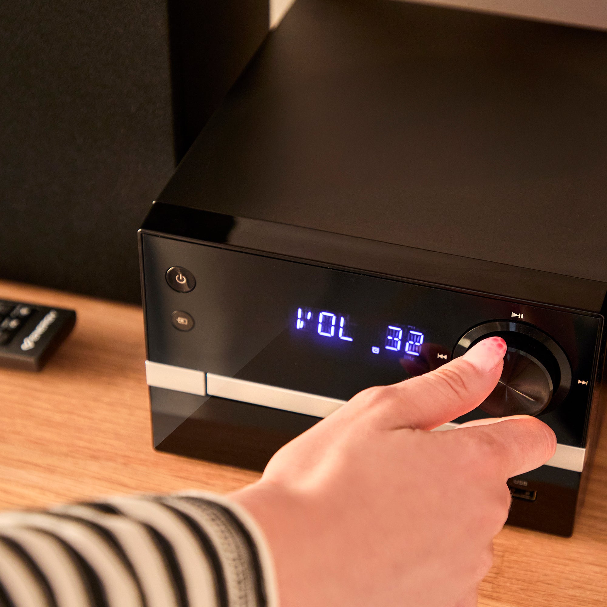 Home Speaker 7 Micro Hi-Fi