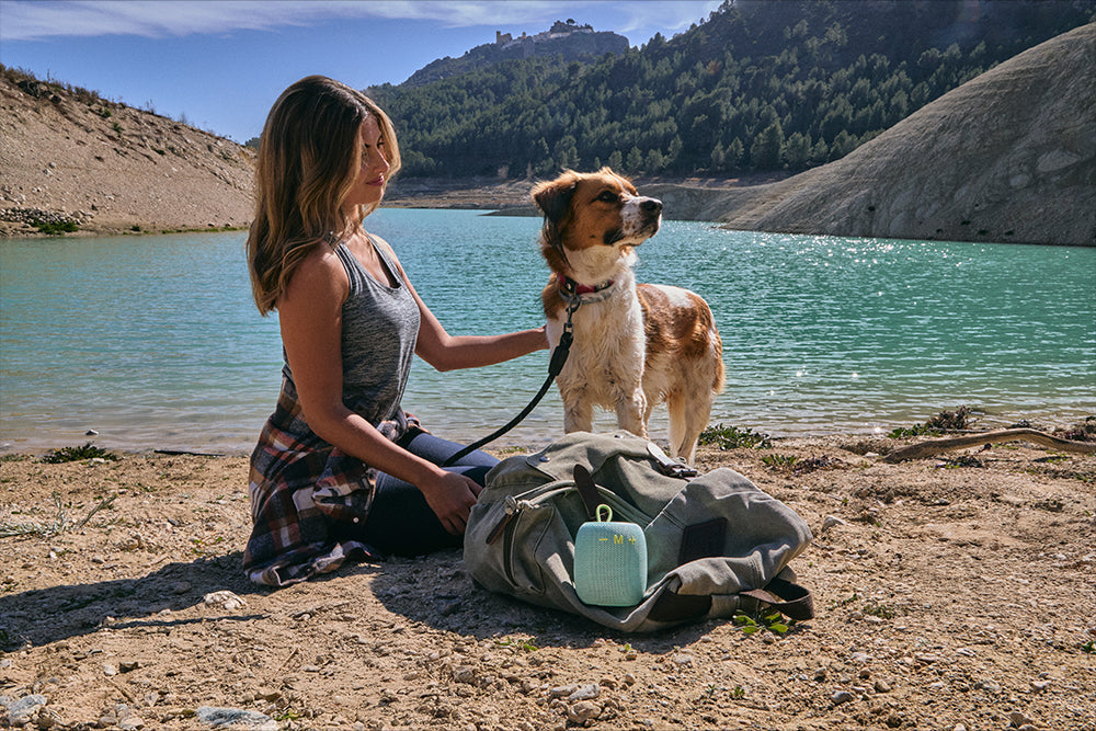 Mejores para viajar: auriculares, altavoces y mini cámaras, la guía Energy 2025