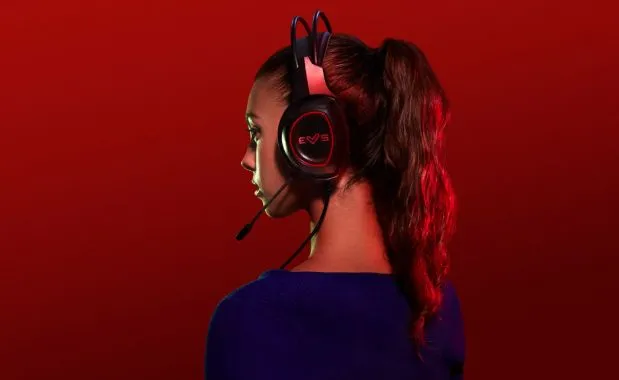 Gaming Earphones and Headphones for gamers