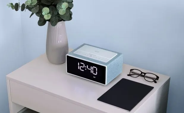 Smart Speaker Wake Up. Altavoz y reloj-despertador con Alexa integrada