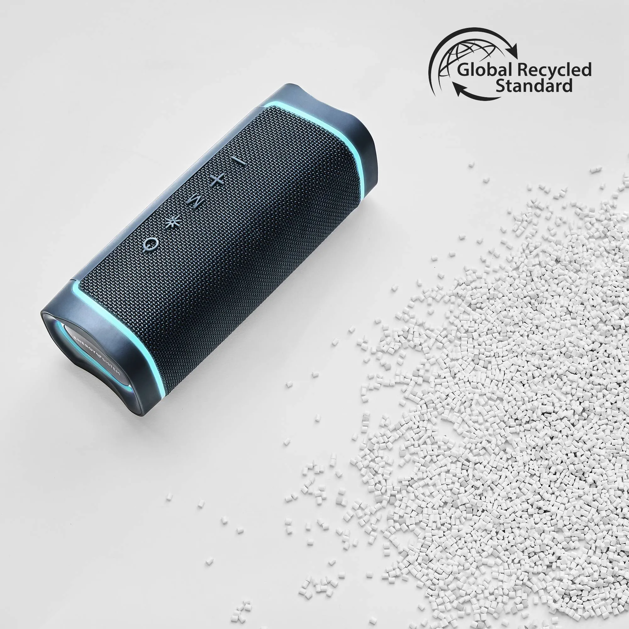 Bocina Bluetooth Nami ECO fabricada con plástico 100% reciclado